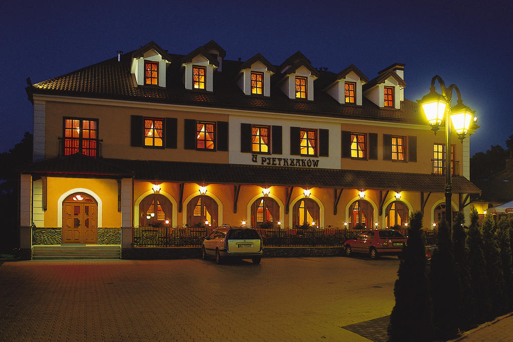 U Pietrzakow Hotel Zielonka  Exterior photo